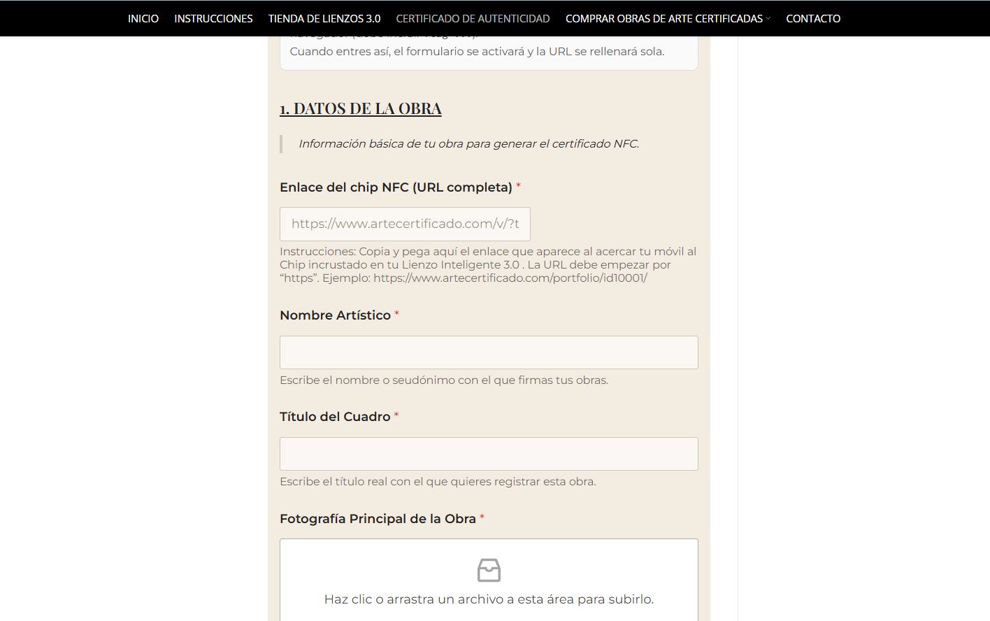 Formulario de registro de obra en ArteCertificado para completar y enviar los datos del certificado.